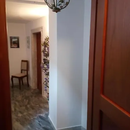 La Casa Di Giovanni Holiday home Carrara